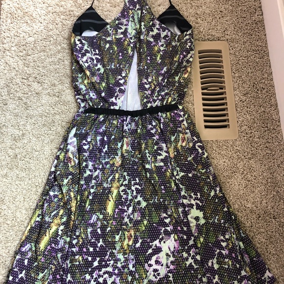 Lululemon city summer dress - Picture 4 of 4